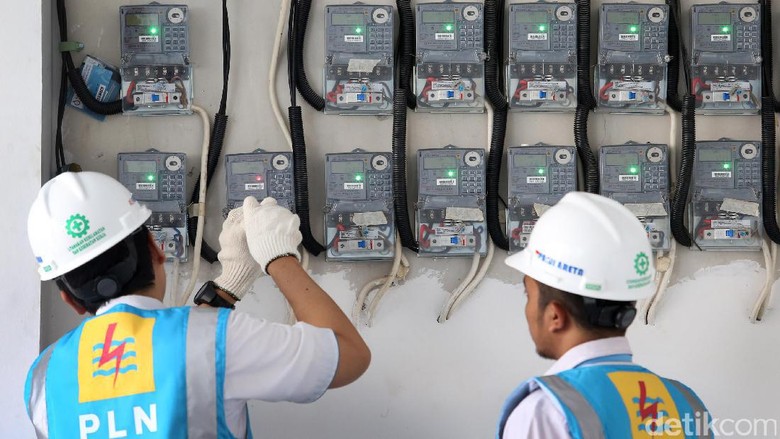 26.142 Warga Miskin di Jabar Segera Dapat Sambungan Listrik Gratis 26.142 Warga Miskin di Jabar Segera Dapat Sambungan Listrik Gratis