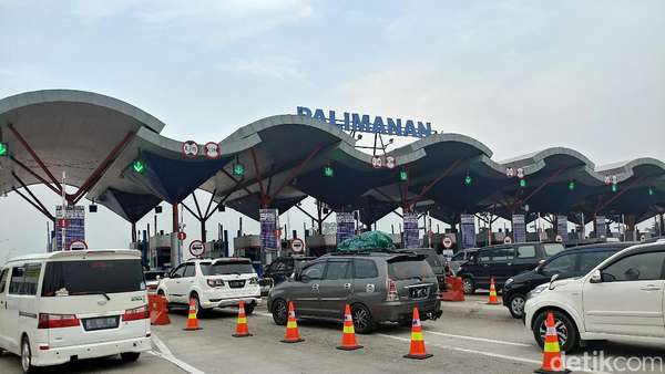 Pembayaran Non Tunai di Tol Cipali Meningkat 4 Kali Lipat Pembayaran Non Tunai di Tol Cipali Meningkat 4 Kali Lipat