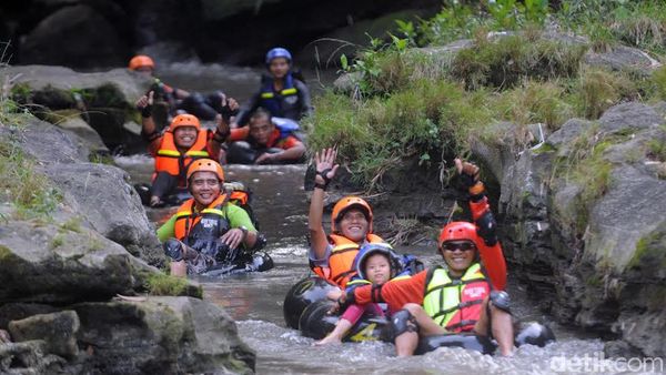 Libur Lebaran, Rasakan Sensasi Susur Sungai di Sawit, Boyolali