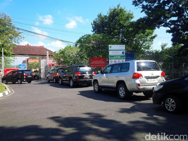 Foto Mobil Pemadam Kebakaran Bandara Gambar Mo