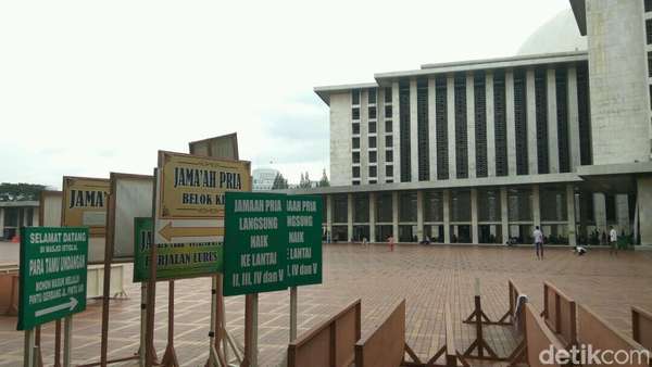Diprediksi 150 Ribu Jemaah akan Salat Id di Masjid Istiqlal Diprediksi 150 Ribu Jemaah akan Salat Id di Masjid Istiqlal