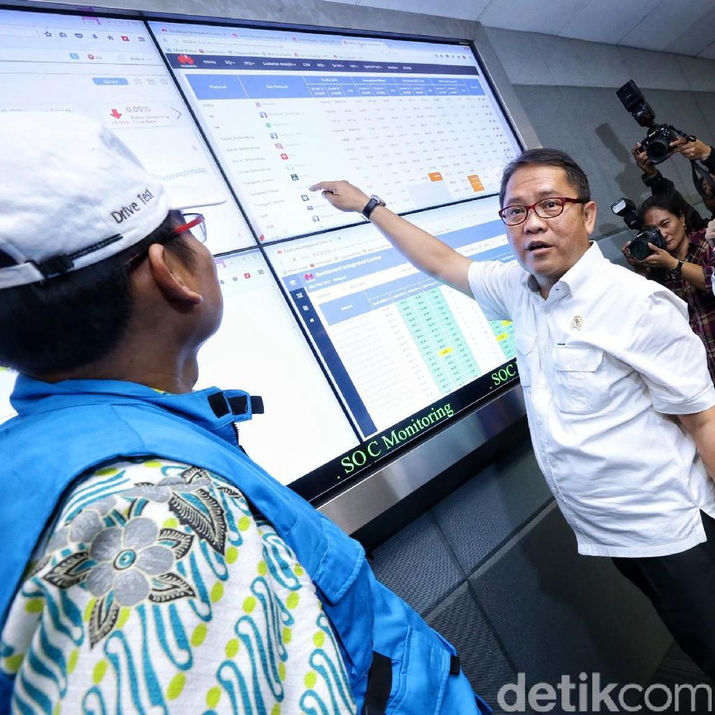 Pesan Menkominfo ke XL: Tolong Jaga Trafik Jaringan di Tol Pesan Menkominfo ke XL: Tolong Jaga Trafik Jaringan di Tol