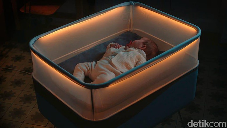 Ranjang Bayi Ini Berikan Suasana Seperti Naik Mobil di Malam Hari Ranjang Bayi Ini Berikan Suasana Seperti Naik Mobil di Malam Hari
