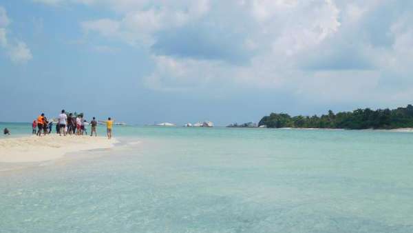 Kamu yang Mudik ke Belitung, Bikin Iri Saja! Kamu yang Mudik ke Belitung, Bikin Iri Saja!