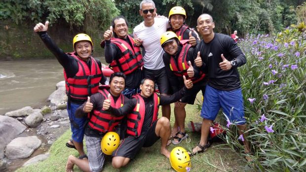 Obama usai rafting di Sungai Ayung. 