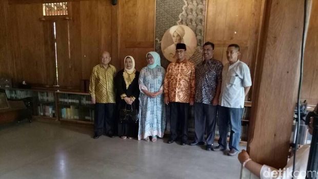 Anies Gelar Open House, Warga Antre Salaman 