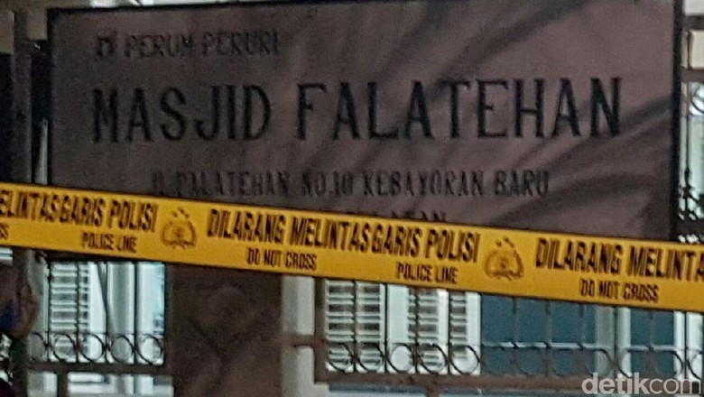 Penusuk 2 Brimob di Masjid Seberang Mabes Polri Ditembak Mati