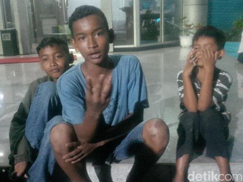 3 Kakak beradik naik pergi pulang Ogan Ilir-Jakarta