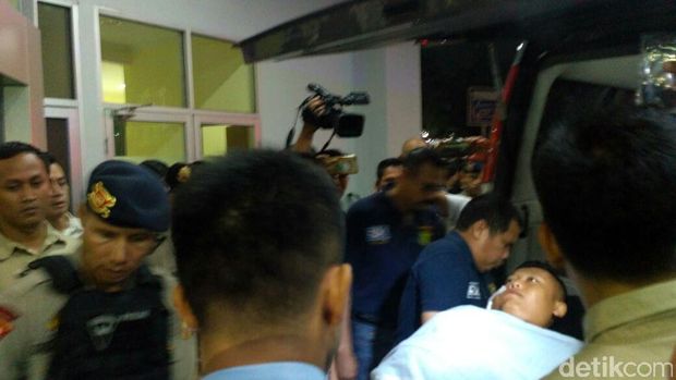 Anggota Brimob Ditusuk, Kapolda: Pengamanan Anggota Salat Dievaluasi