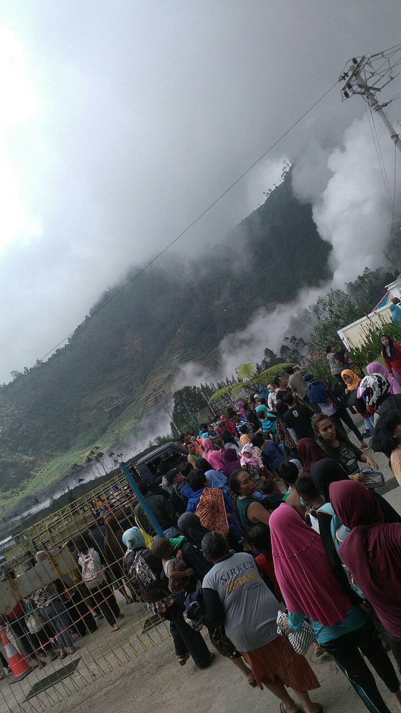 Kawah Sileri Dieng Meletus, Kawasan Wisata Ditutup