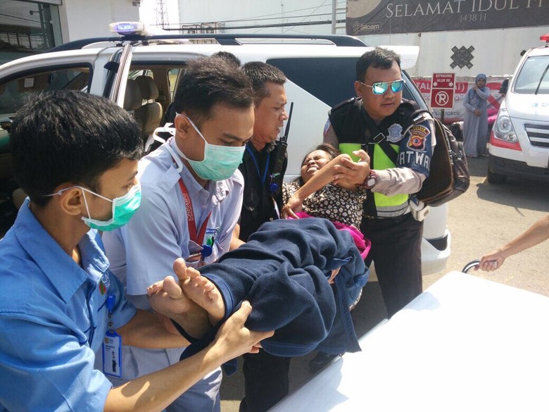 Perempuan Melahirkan di Tol Cipali Hendak ke Jakarta Temui Suami