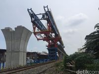 Mengintip Lintasan Kereta Api Layang di Medan
