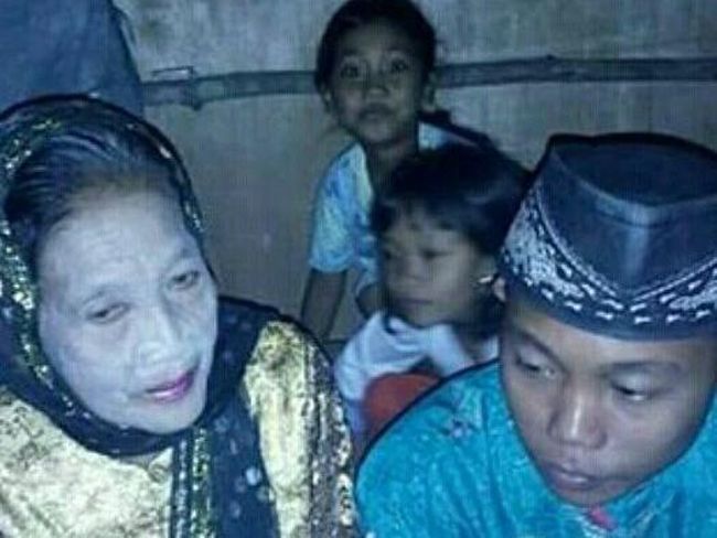 Biografi Profil Biodata Selamet Riyadi suami istri Nenek Rohaya