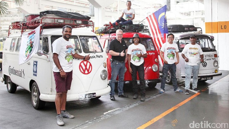 3 VW Kombi Berjalan Sejauh 20.000 Km dari Malaysia-Jerman 3 VW Kombi Berjalan Sejauh 20.000 Km dari Malaysia-Jerman