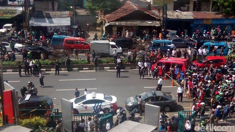 Pembawa Tas Mencurigakan di ITC Depok Sempat Naik Angkot