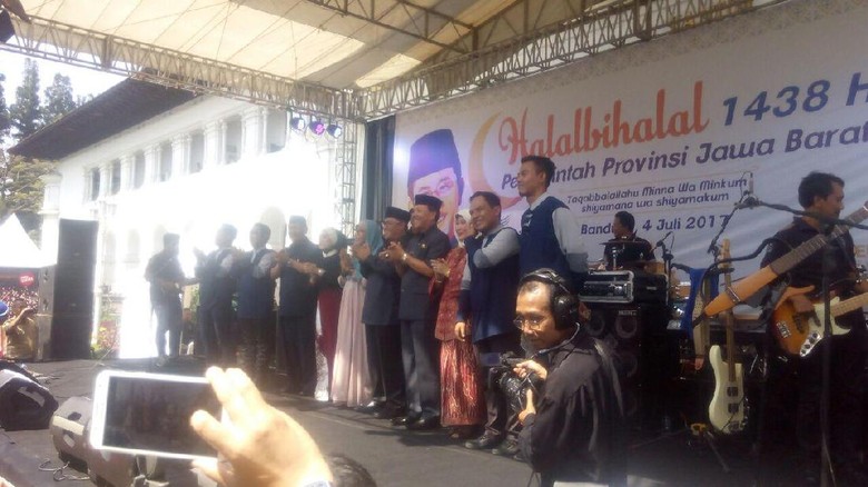 Halalbihalal, PNS Pemprov Jabar Dihibur Wali Band dan Yura Yunita