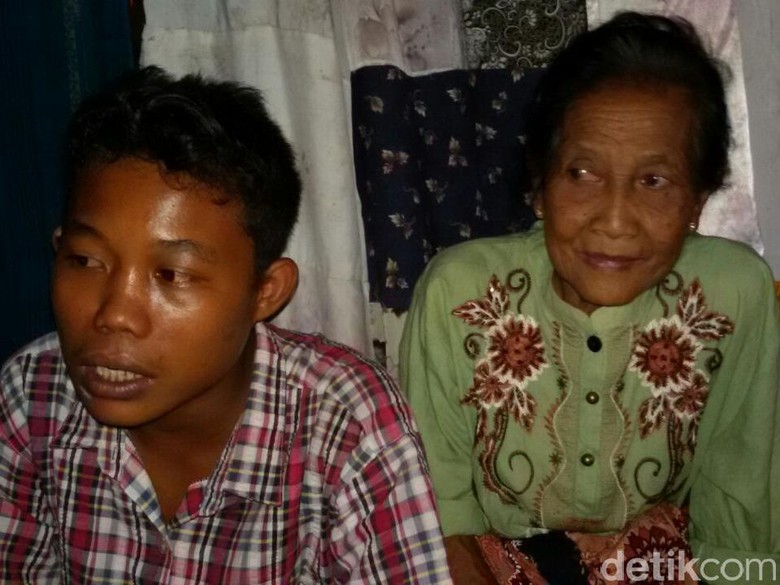 ABG Selamet Berharap Momongan dari Nenek Rohaya