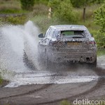 Pembuktian Terakhir SUV Jaguar Sebelum Dirilis ke Publik Pembuktian Terakhir SUV Jaguar Sebelum Dirilis ke Publik