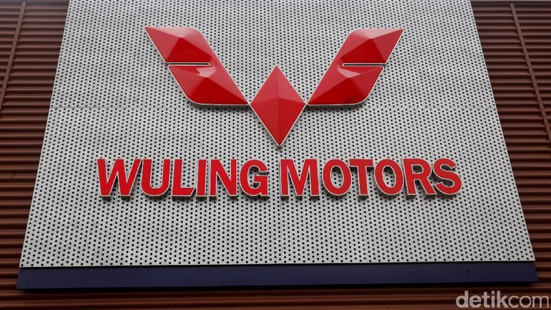 Merek Mobil China Belum Ada yang Investasi Seheboh Wuling Merek Mobil China Belum Ada yang Investasi Seheboh Wuling