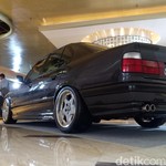 BMW Seri 5 Lintas Generasi Sambut All New BMW 5 Series BMW Seri 5 Lintas Generasi Sambut All New BMW 5 Series