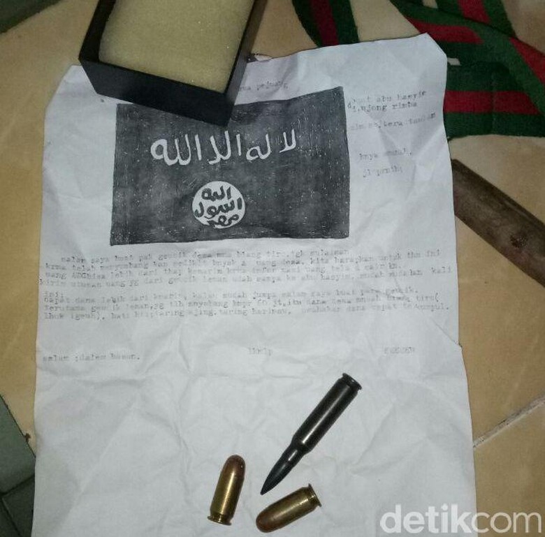 Surat Berlogo ISIS Ditemukan di Aceh, Polisi: Untuk Pemerasan Surat Berlogo ISIS Ditemukan di Aceh, Polisi: Untuk Pemerasan