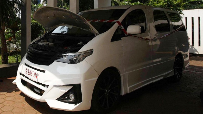 Mengenal Jenis dan Tingkat Emisi Mobil Listrik Mengenal Jenis dan Tingkat Emisi Mobil Listrik