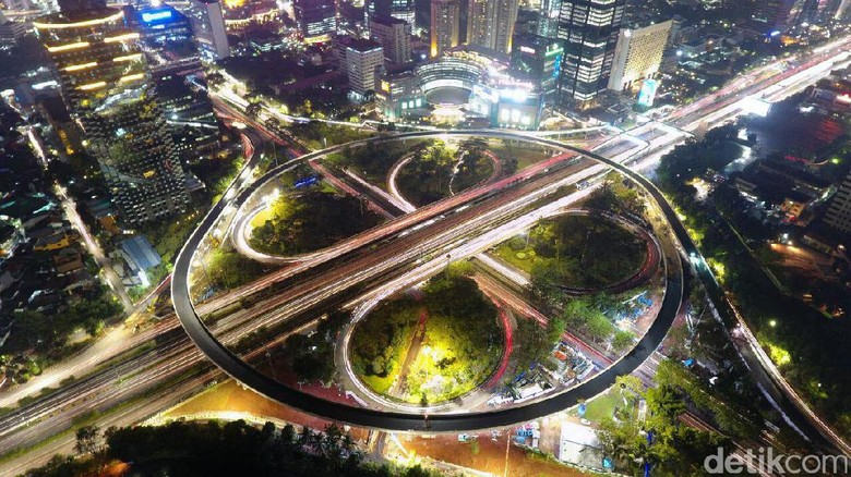 Simpang Susun Semanggi Jadi Jembatan Lengkung Terpanjang di RI Simpang Susun Semanggi Jadi Jembatan Lengkung Terpanjang di RI