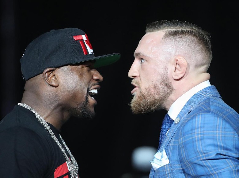 Banjir Umpatan dan Cemoohan, Konferensi Pers Mayweather-McGregor Makin Panas Banjir Umpatan dan Cemoohan, Konferensi Pers Mayweather-McGregor Makin Panas