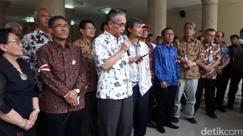 Deklarasi 1.000 Dosen UGM Tolak Pansus Angket KPK Berkumandang Deklarasi 1.000 Dosen UGM Tolak Pansus Angket KPK Berkumandang