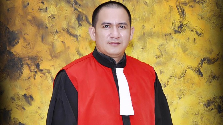 Hakim di Lampung Tertangkap Pakai Narkoba Hakim di Lampung Tertangkap Pakai Narkoba