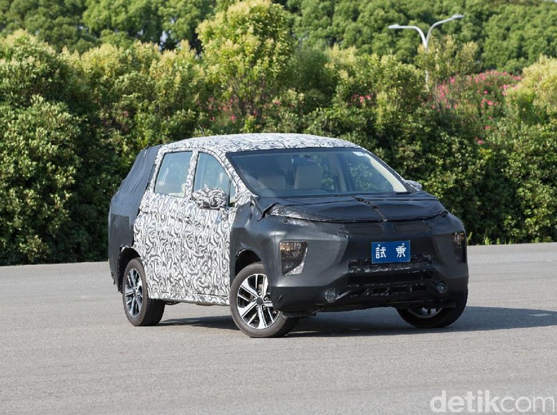 Small MPV Mitsubishi Hampir Mirip dengan Konsepnya Small MPV Mitsubishi Hampir Mirip dengan Konsepnya