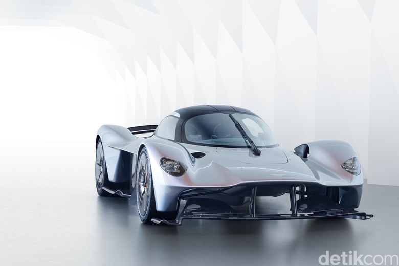Begini Tampang Hypercar Aston Martin Valkyrie Begini Tampang Hypercar Aston Martin Valkyrie