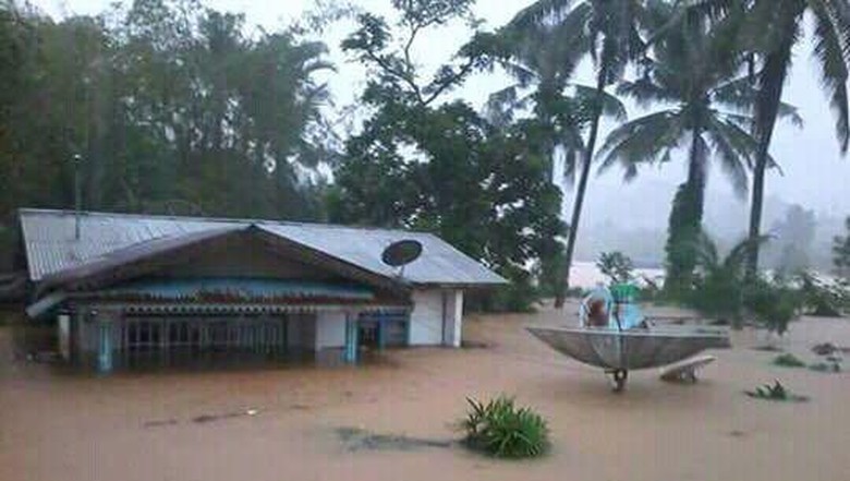 Dua Kecamatan di Belitung Timur Terisolasi karena Banjir Dua Kecamatan di Belitung Timur Terisolasi karena Banjir