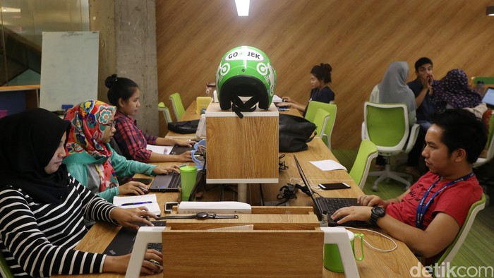 Suasana kantor GO-JEK. Foto: detikINET/Ari Saputra Suasana kantor GO-JEK. Foto: detikINET/Ari Saputra