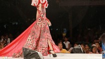 Pembatik Lokal-Italia akan Berkolaborasi di Banyuwangi Batik Festival Pembatik Lokal-Italia akan Berkolaborasi di Banyuwangi Batik Festival