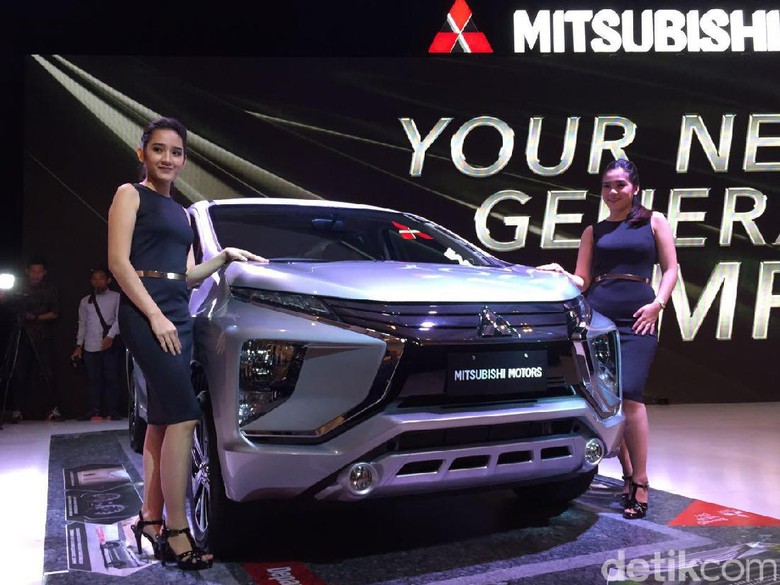 Small MPV Mitsubishi Punya Kabin Luas Small MPV Mitsubishi Punya Kabin Luas