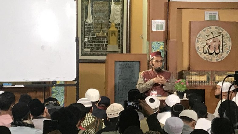 Berawal dari Mimpi Bertemu Rasul, Dakwah Adi Hidayat Sesak Atensi Berawal dari Mimpi Bertemu Rasul, Dakwah Adi Hidayat Sesak Atensi
