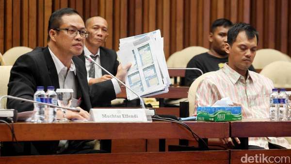 Pakar Hukum: Masa Pansus Lebih Percaya Muhtar Ependy dari Novel Pakar Hukum: Masa Pansus Lebih Percaya Muhtar Ependy dari Novel