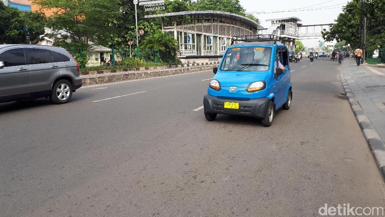 Lebih Sedikit Penumpang, Bemo Jadi Nyaman dan Leluasa Lebih Sedikit Penumpang, Bemo Jadi Nyaman dan Leluasa
