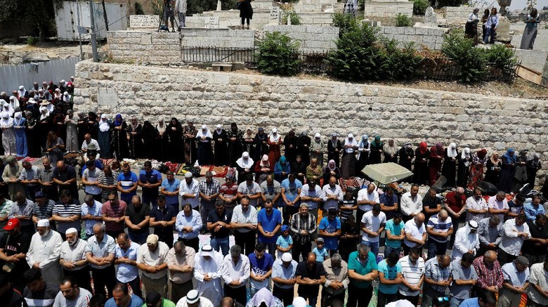 Tokoh Muslim Dorong Jemaah Kembali Salat di Masjid Al-Aqsa