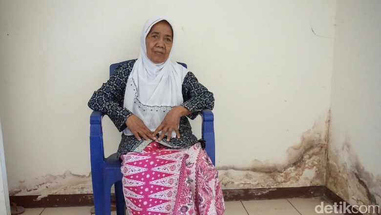 Sulit Bayar Sewa, Nek Mimi Dibantu Orang yang Ngaku Utusan Jokowi Sulit Bayar Sewa, Nek Mimi Dibantu Orang yang Ngaku Utusan Jokowi