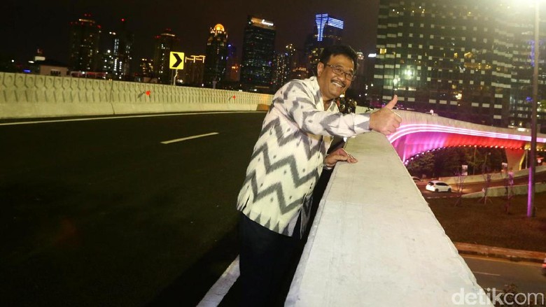 Geram dengan Vandalisme, Djarot: Nggak Salah Kalau Ahok Marah-marah Geram dengan Vandalisme, Djarot: Nggak Salah Kalau Ahok Marah-marah