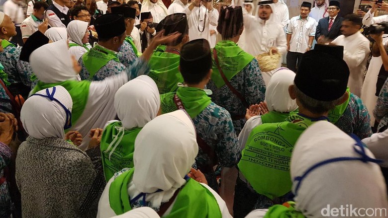 Kloter 29 Jakarta Tutup Fase Pertama Kedatangan Jemaah di Madinah Kloter 29 Jakarta Tutup Fase Pertama Kedatangan Jemaah di Madinah