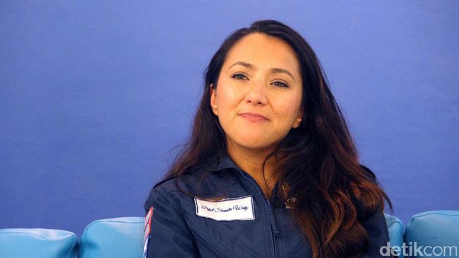 Shaesta Waiz, Pilot Cantik Afghanistan Pertama yang 