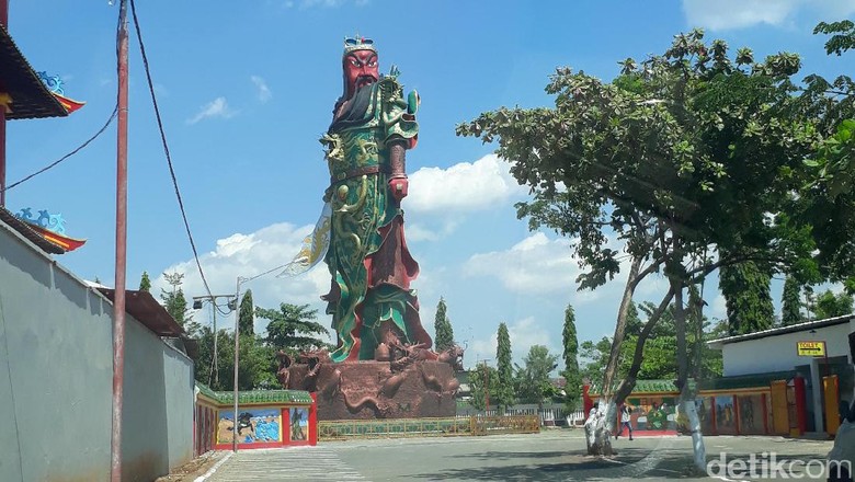 Resmikan Patung Raksasa di Tuban, Ketua MPR Didesak Minta Maaf Resmikan Patung Raksasa di Tuban, Ketua MPR Didesak Minta Maaf