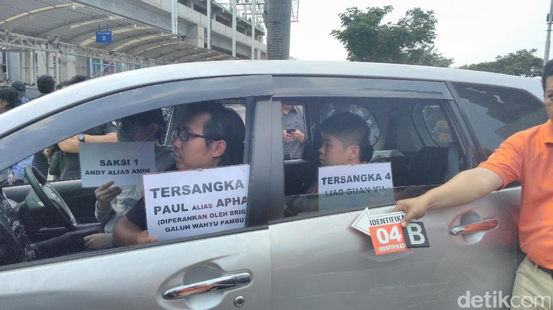 Polisi Gelar Rekonstruksi Penyelundupan 1 Ton Sabu dari Taiwan Polisi Gelar Rekonstruksi Penyelundupan 1 Ton Sabu dari Taiwan
