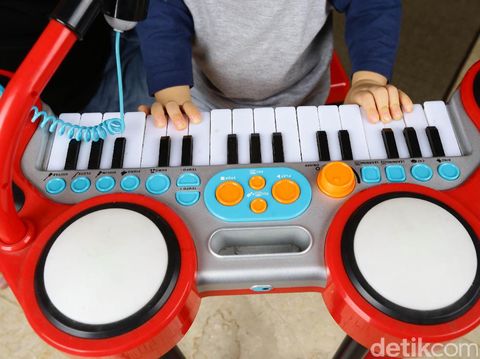 Tempat les musik di Jakarta