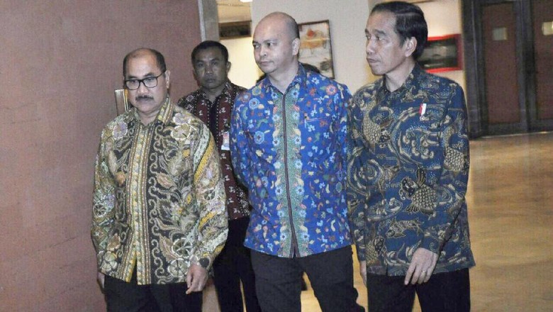 Jokowi Minta Hotel BUMN Mampu Bersaing dengan Swasta Jokowi Minta Hotel BUMN Mampu Bersaing dengan Swasta