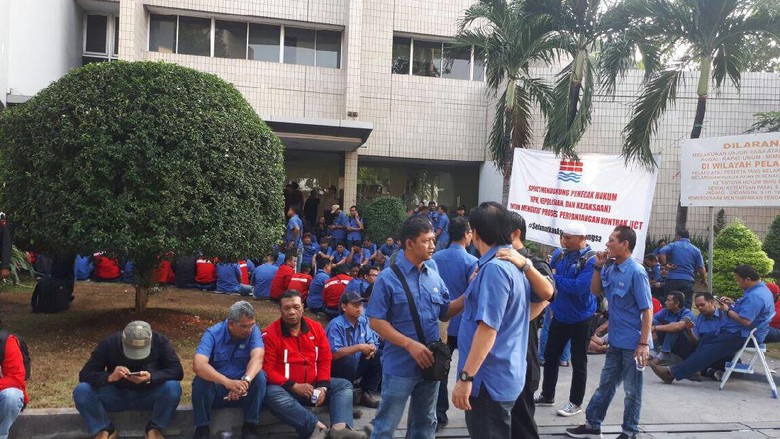 Akhirnya, Ratusan Pegawai JICT Setop Mogok Kerja Akhirnya, Ratusan Pegawai JICT Setop Mogok Kerja