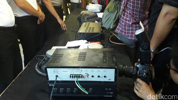 Barang bukti ampli pada kasus pencurian di Bekasi